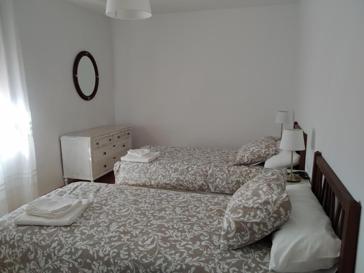 Apartamento Cervantes Teruel Bagian luar foto